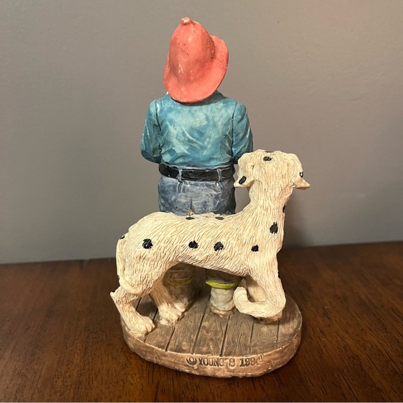 Set of three Young's Inc. figurines. Very good vintage condition. - Picture 9 of 16